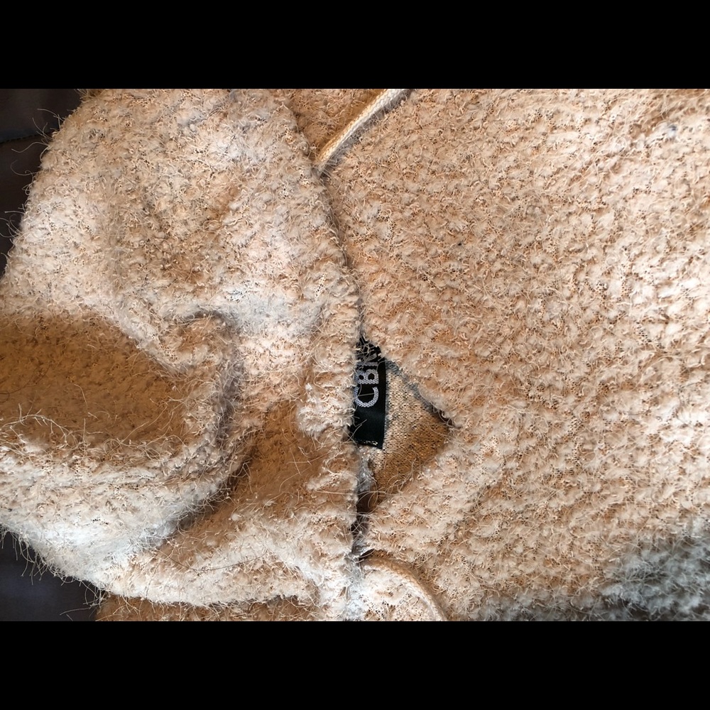 Nude pull over - Picture 3 of 4